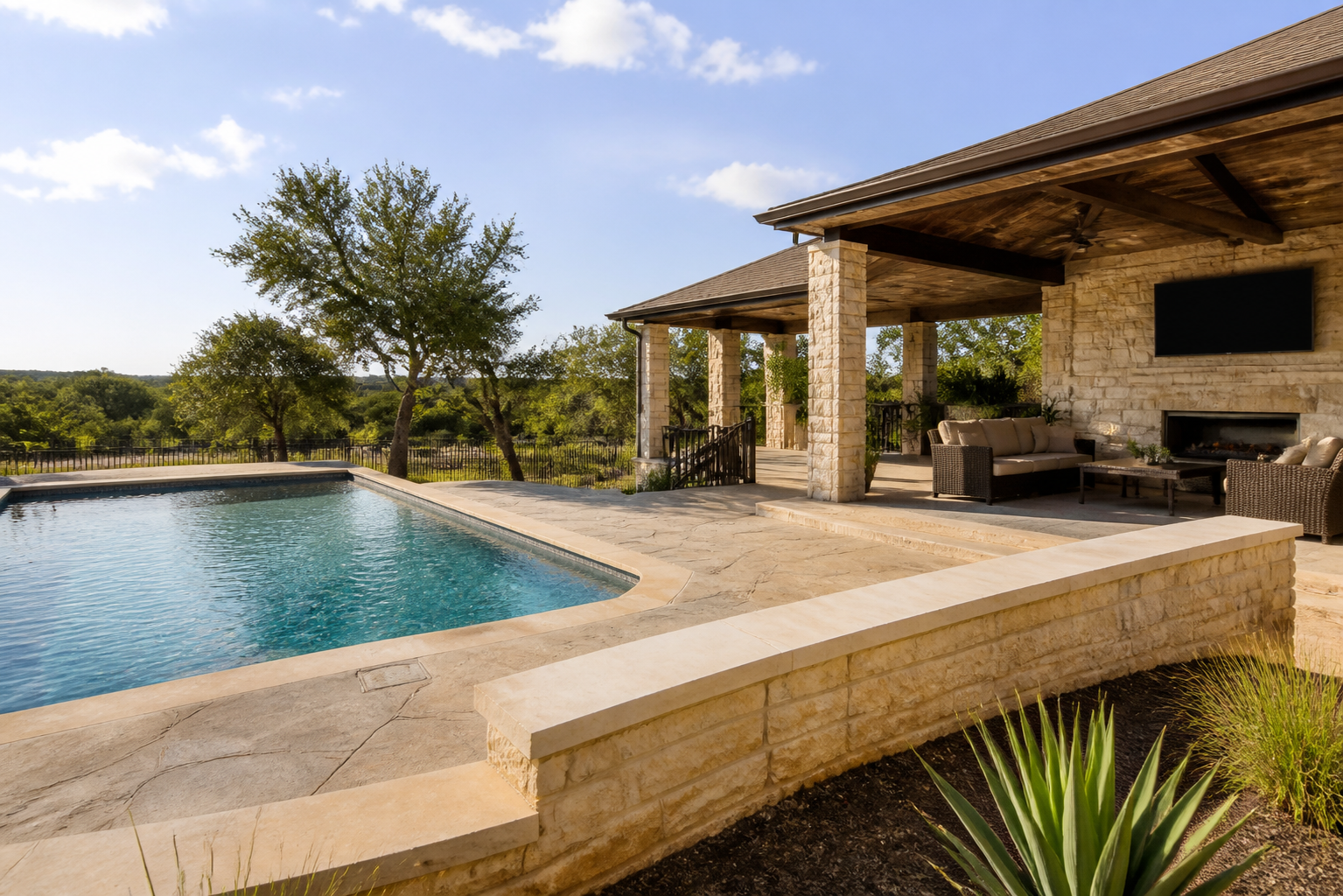 Albañilería, paisaje y construcción en Buda, Texas